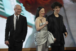 APTOPIX 31st Annual SAG Awards.
