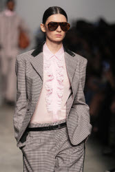 Milan, Milan Women's Fashion Week: Fall/Winter 2025/26 - ICEBERG Fashion Show - Catwalk