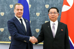 Russian Security Council deputy head Medvedev and Secretary of Central Committee of WPK Li Hi-yong meet