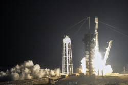 SpaceX Launch. SpaceX Launch