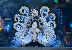 Tenerife Carnival Queen Gala .]