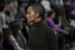 Показ коллекции Max Mara сезона осень-зима 2025/2026 на Неделе моды в Милане