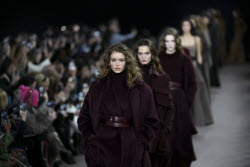 Показ коллекции Max Mara сезона осень-зима 2025/2026 на Неделе моды в Милане