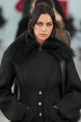 Показ женской коллекции Blumarine сезона осень-зима 2025/2026 на Неделе моды в Милане