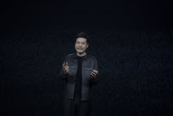 Xiaomi launches Xiaomi 15 Ultra and Xiaomi SU7 Ultra in Beijing