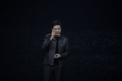 Xiaomi launches Xiaomi 15 Ultra and Xiaomi SU7 Ultra in Beijing