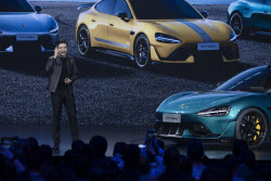 Xiaomi launches Xiaomi 15 Ultra and Xiaomi SU7 Ultra in Beijing