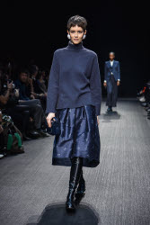 Показ коллекции Emporio Armani сезона осень-зима 2025/2026 на Неделе моды в Милане