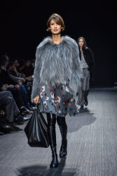 Показ коллекции Emporio Armani сезона осень-зима 2025/2026 на Неделе моды в Милане
