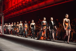 Показ коллекции Roberto Cavalli сезона осень-зима 2025/2026 на Неделе моды в Милане