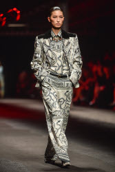 Показ коллекции Roberto Cavalli сезона осень-зима 2025/2026 на Неделе моды в Милане