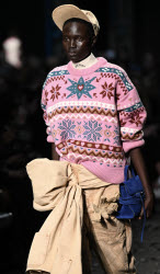 Показ коллекции Moschino сезона осень-зима 2025/2026 на Неделе моды в Милане