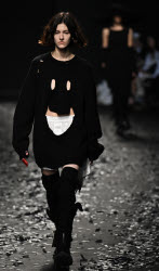 Показ коллекции Moschino сезона осень-зима 2025/2026 на Неделе моды в Милане