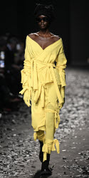 Показ коллекции Moschino сезона осень-зима 2025/2026 на Неделе моды в Милане