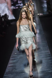 Показ коллекции Dolce & Gabbana сезона осень-зима 2025/2026 на Неделе моды в Милане