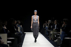 Показ коллекции Giorgio Armani сезона осень-зима 2025/2026 на Неделе моды в Милане