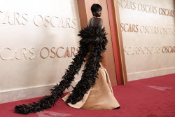Arrivals - 97th Academy Awards