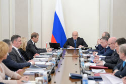 Russian PM Mishustin meets with his deputies