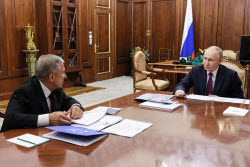 Russian President Putin meets with Tatarstan Head Minnikhanov