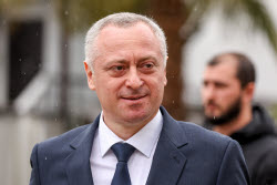 Abkhazian President-elect Gunba gives press conference