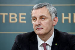 Abkhazia's former presidential candidate Ardzinba gives press conference on election results