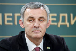 Abkhazia's former presidential candidate Ardzinba gives press conference on election results