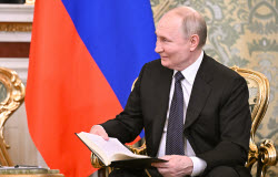 Официальный визит премьер-министра Мьянмы Мин Аун Хлайна в Москву