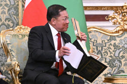 Официальный визит премьер-министра Мьянмы Мин Аун Хлайна в Москву