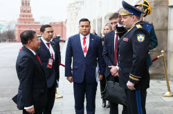 Официальный визит премьер-министра Мьянмы Мин Аун Хлайна в Москву