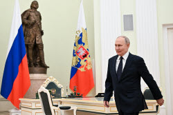 Встреча президента РФ Путина и избранного президента Абхазии Гунбы