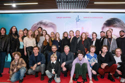 Премьера сериала "Между нами химия" в Москве