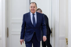 Foreign ministers of Russia and Zimbabwe meet for talks