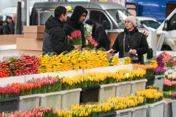Flowers on sale in Krasnodar in run-up to International Women's Day
