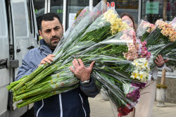 Flowers on sale in Krasnodar in run-up to International Women's Day