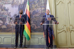 Foreign ministers of Russia and Zimbabwe meet for talks