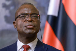 Foreign ministers of Russia and Zimbabwe meet for talks