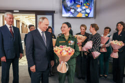 Посещение президентом РФ Путиным Единого центра поддержки участников СВО