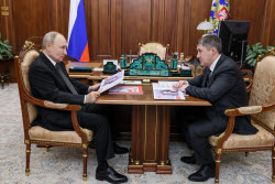 Russia's President Putin meets with Perm Region Governor Makhonin
