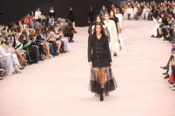 PFW Chanel Runway