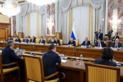 Встреча премьер-министра РФ Мишустина с депутатами фракции партии "Новые люди" в Госдуме РФ