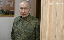 Президент РФ Путин в пункте управления Курской группировки 