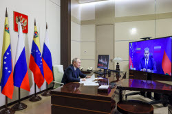 Presidents of Russia and Venezuela hold talks via videolink