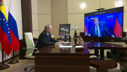 VIDEO: Presidents of Russia and Venezuela hold talks via videolink