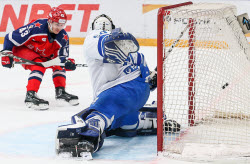 Kontinental Hockey League: CSKA Moscow vs Dynamo Moscow