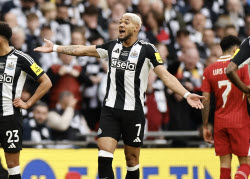 EFL Cup Final - Liverpool vs Newcastle United