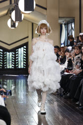 HOUGA 2025 Aut/Win Tokyo Runway