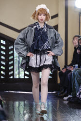 HOUGA 2025 Aut/Win Tokyo Runway