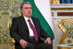 Tajikistan's President Rahmon on official visit to Russia