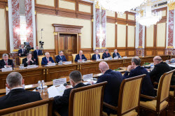 Russian PM Mishustin meets with members of Russian Communist Party's faction in State Duma