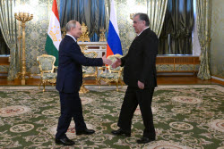 Tajikistan's President Rahmon on official visit to Russia
